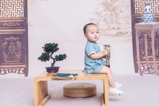 瓦房店宝宝吃迷糊奶如何纠正